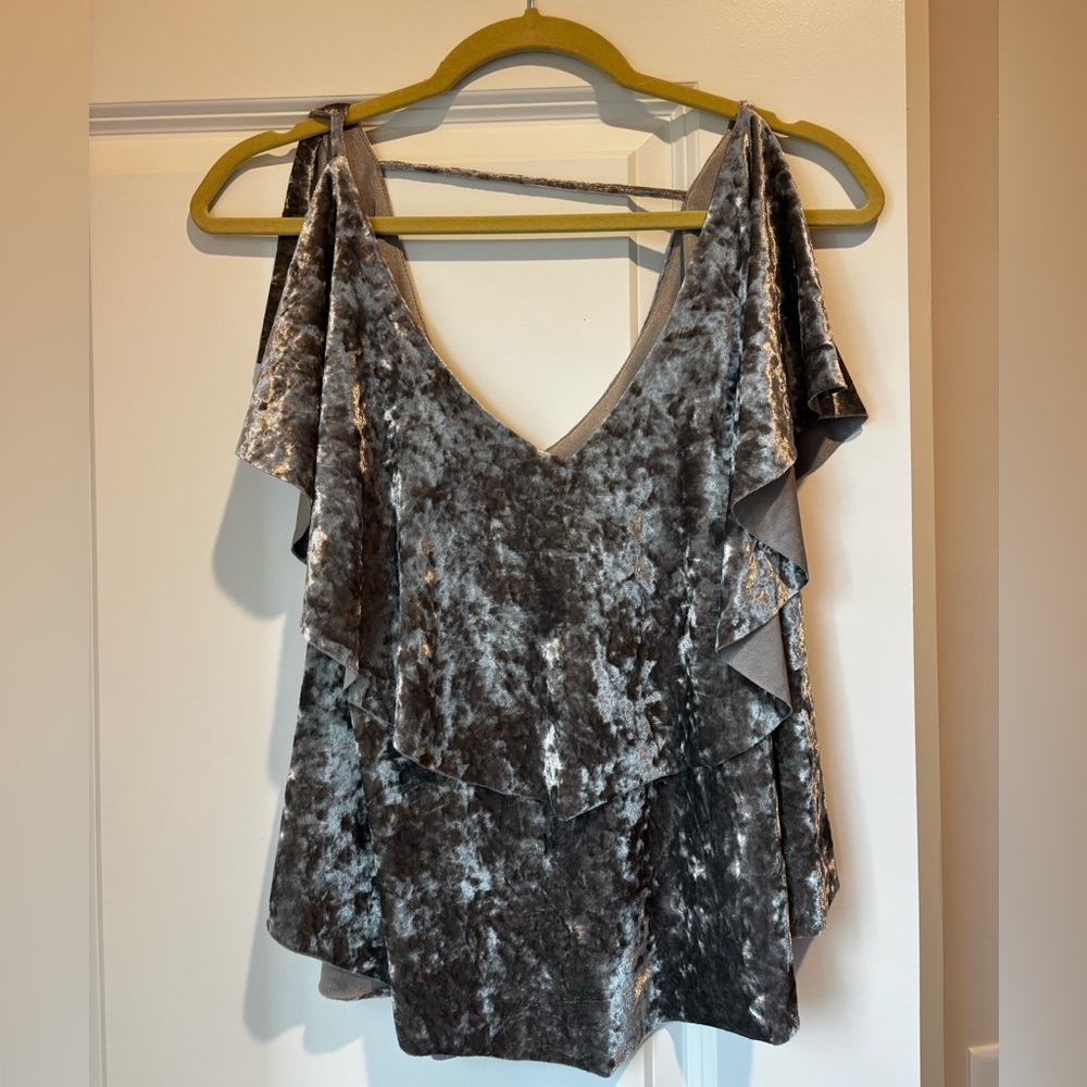 Fabrik Gray Velvet Women's Top
